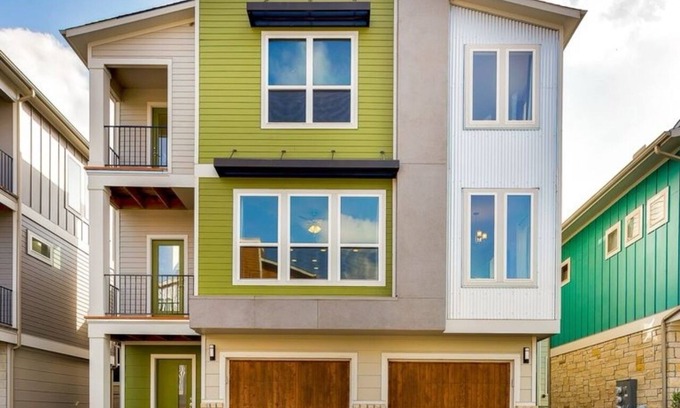 Parker Lane House | Modern and spacious home in East Austin, close to everything Austin has to offer