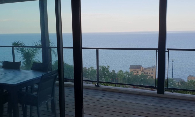 Ville-di-Pietrabugno House | Ocean View Apartment with Breakfast & Guest Rated 9.8