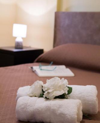 Sfakiotes Apartment | Modern Apartment Minutes from Lefkas - Pet and Child Friendly