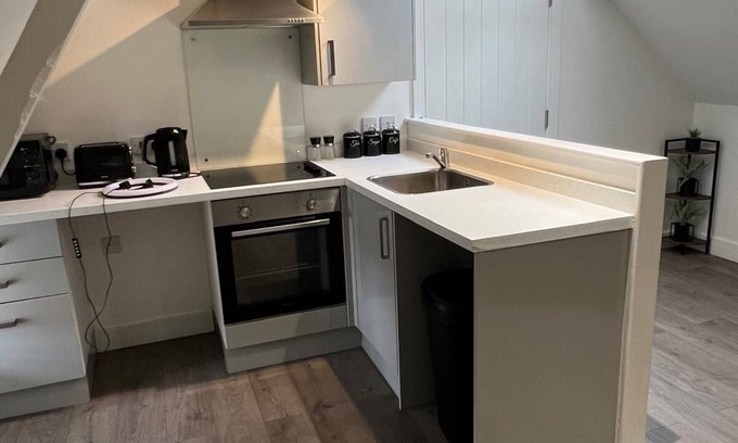 Hedon Apartment | Contemporary Apartment in the Heart of Hedon
