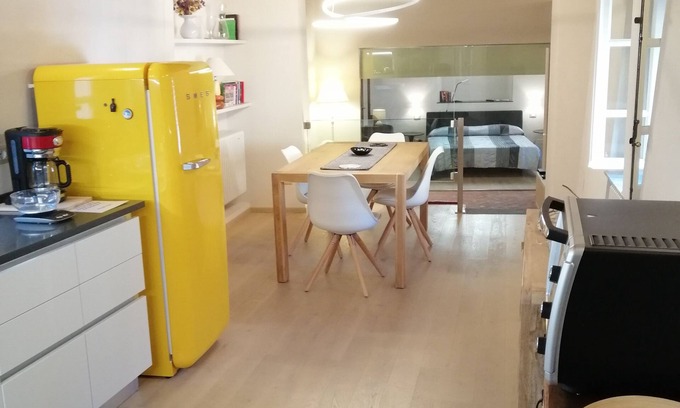 Lucca Historical Center Apartment | Top-Rated Modern Apartment in City Centre with Free Wi-Fi