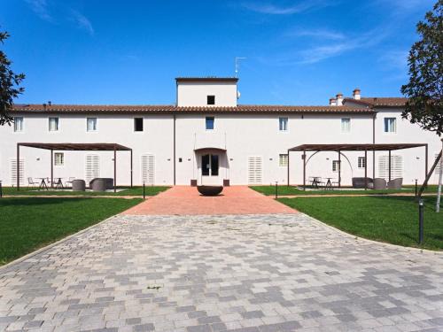 Agliana Apartment | Guest Rated 9.5: Modern Apartment in Agliana with Garden
