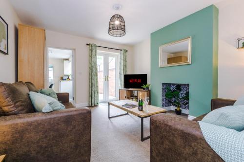 Crewe Apartment | Modern Apartment in Crewe with Pet-Friendly Amenities