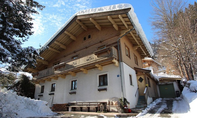 Kitzbuehel Apartment | Modern Kitzbuhel Apartment Steps from Ski Area & Pet Friendly