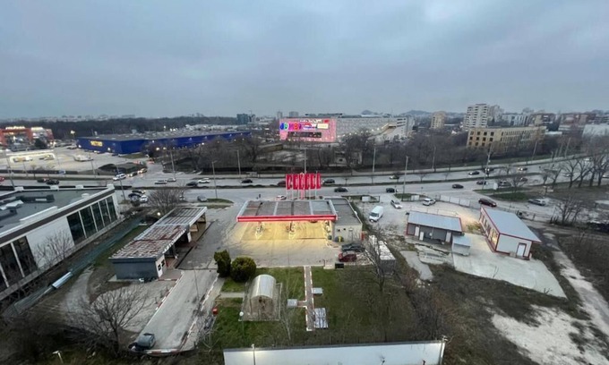 g.k. Trakia Condo | Modern apartment in Plovdiv - central, well connected, close to park and shopping!