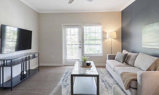 Falconhead Apartment | Modern Apartment Steps Away from Top Attractions