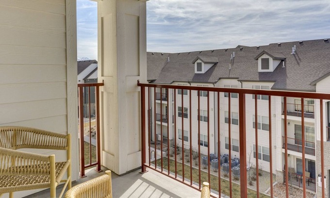 Herriman Apartment | Contemporary Apartment with Kitchen in Prime Location