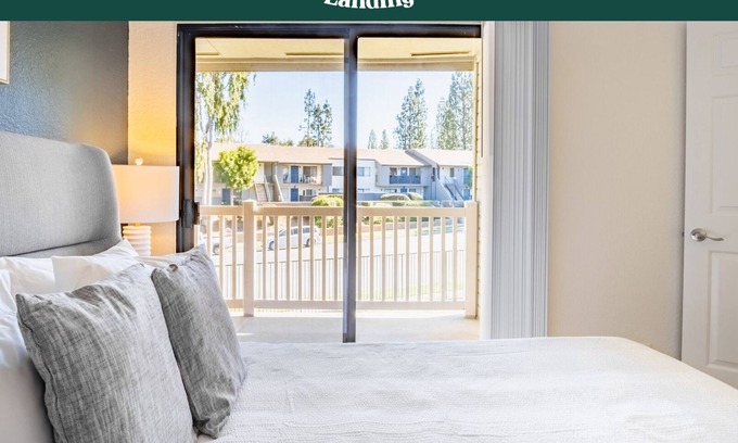 South Redlands Apartment | Modern Apartment in Prime Location with Family-Friendly Amenities