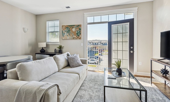 Fishers Apartment | Modern Apartment in Prime Location - Family-Friendly Stay