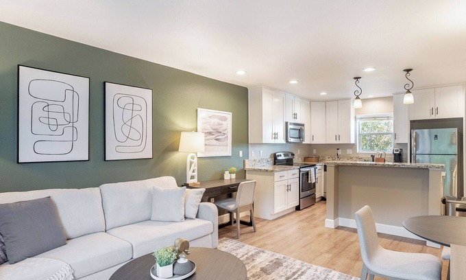 Fremont Apartment | Modern Apartment with Kitchen in Prime Location