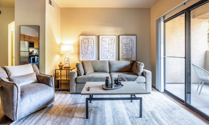 Avondale Apartment | Modern Apartment with Kitchen & Child-Friendly Amenities