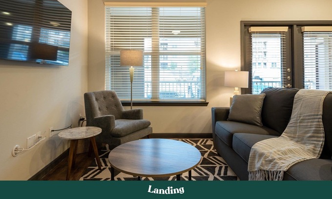 Steiner Ranch Apartment | Modern Apartment in Prime Location (ID2271X72)