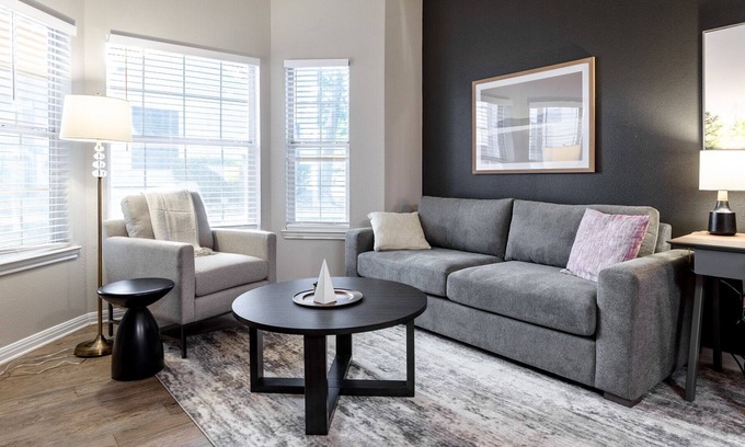 Sweetbriar Apartment | Modern Apartment with Kitchen in Central Location