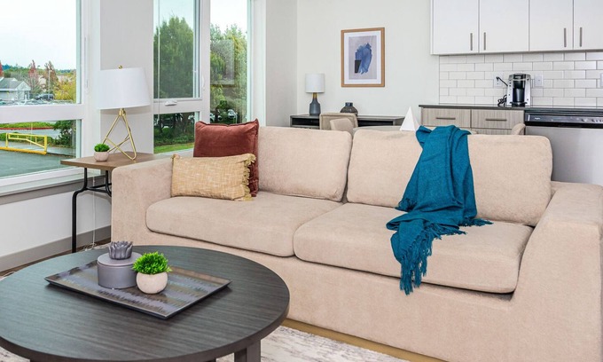 Kent Apartment | Stylish Apartment with Kitchen in Prime Location Awaits