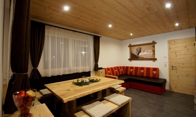 Pankrazberg Apartment | Cozy Mountain Apartment: Guest Rated 9.8 with Pool & Breakfast