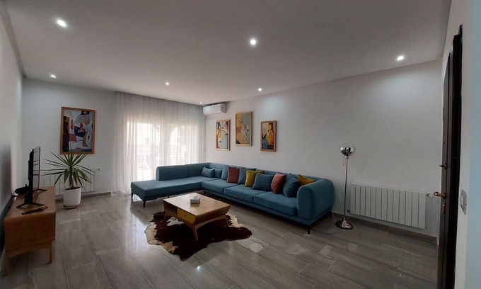 Les Jardins de l'Aouina Apartment | Convenient Apartment in L'aouina with Family-Friendly Amenities