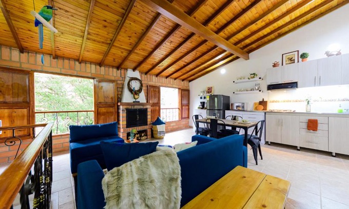 Retiro Apartment | Contemporary Apartment in Vibrant El Retiro Neighborhood