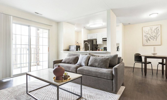 Fort Wayne Apartment | Modern Apartment in Prime Location with Family-Friendly Amenities