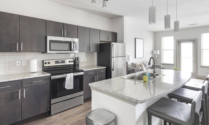 Haltom City Apartment | Modern Apartment with Kitchen in a Prime Location