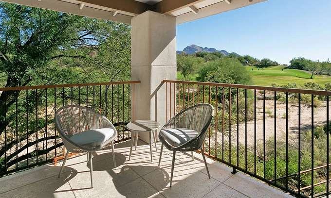 Canada Hills Golf Course Apartment | Modern Apartment with Kitchen in Prime Location