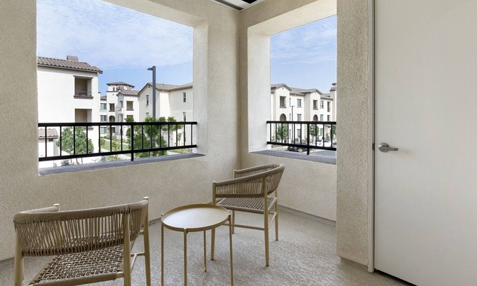 Mira Loma Apartment | Modern Apartment with Kitchen in Prime City Location
