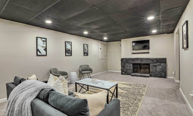 Stone Mountain Apartment | Stylish Apartment Near Stone Mountain Park with Spa Access