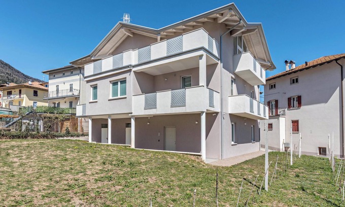 Ville d'Anaunia Apartment | Guest Rated 10/10: Villa Vacanze Renetta with Mountain Views