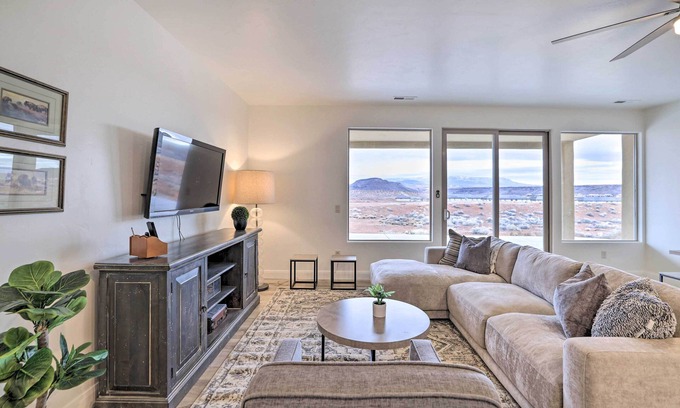 St. George Apartment | Modern Apartment with Scenic Mountain Views & Spa Access