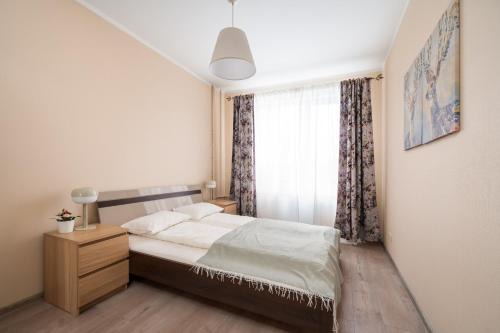 Pleskodale Apartment | Modern Apartment with Balcony