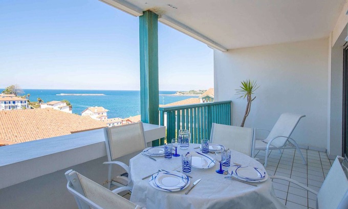 Ciboure Apartment | Cozy Apartment Ciboure with Ocean View & Pool Access