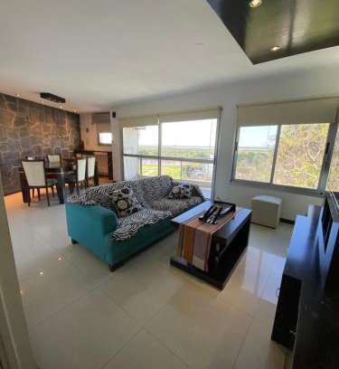 San Nicolas de los Arroyos Apartment | Riverside Retreat: Beautiful Home in Residential Area