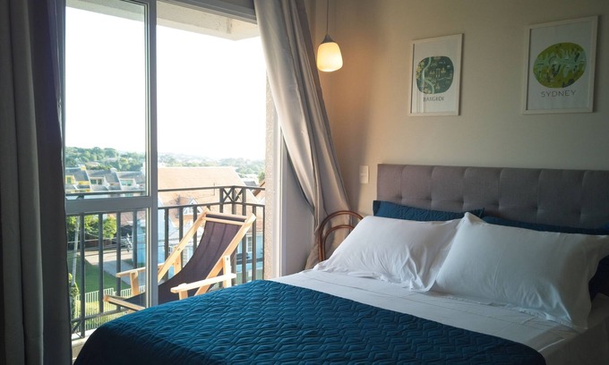 Campina do Siqueira Apartment | Stylish Barigui Park Apartment with Garage & Pet-Friendly