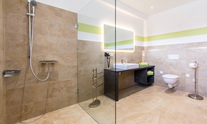Altdorf Apartment | Modern Barrier-Free Apartment with Ocean View & Breakfast