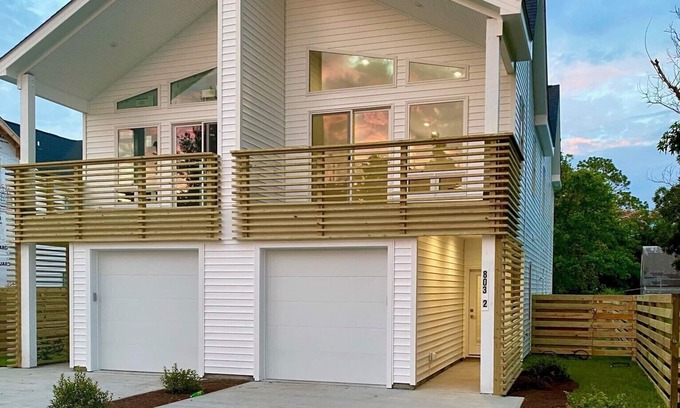 North Carolina Coast House | Modern Beach Home with Ocean View & Pet-Friendly Amenities