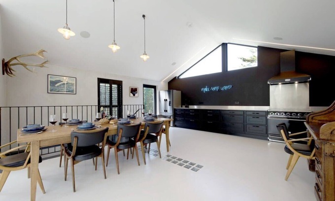 Croyde House | Oceanfront Modern Beach House by Croyde with Breakfast