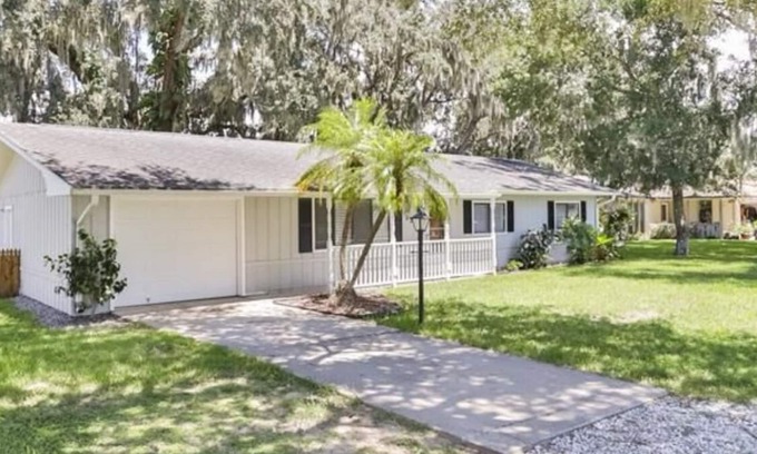 Florida Shores House | Modern Beach Retreat Near New Smyrna & Daytona Beaches