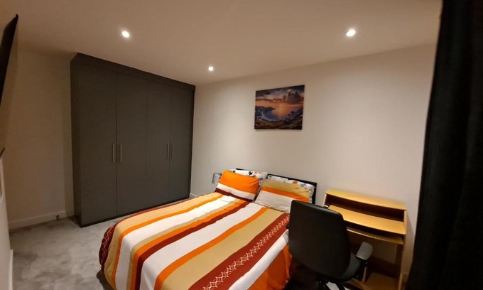 Seacroft House | Cozy Bedrooms with Kitchen and Child-Friendly Amenities