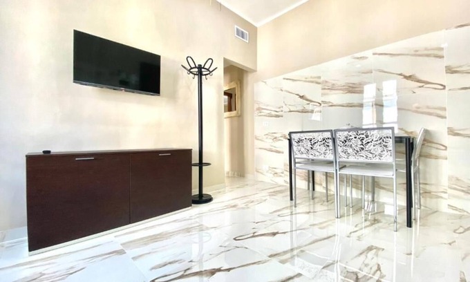 Milan Apartment | Modern, between Linate Airport and San Donato Subway Milan