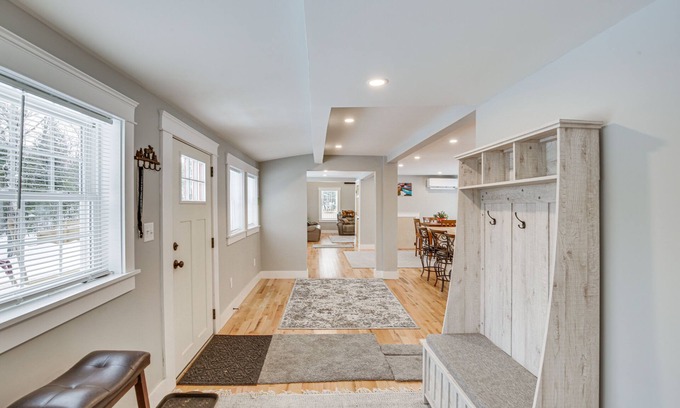 Bridgton House | Modern Bridgton Getaway with Spa & Child-Friendly Amenities