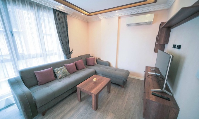 Bayrampasa Apartment | Modern & Bright 1-Bdr Apartment
