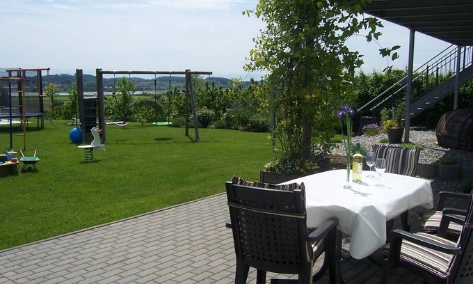 Markdorf Apartment | Modern, bright apartment with beautiful terrace not far from Lake Constance