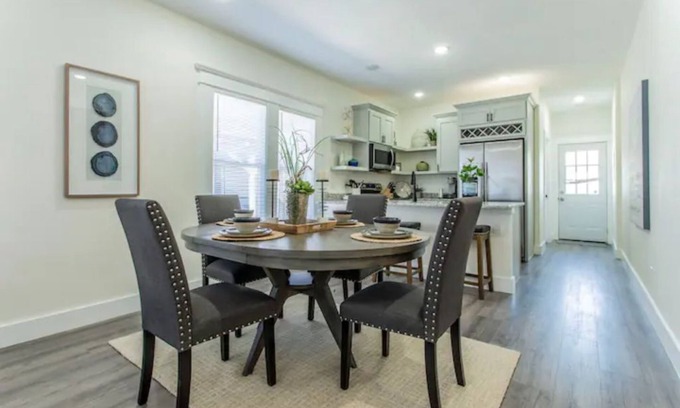 Denver Heights House | Modern Bungalow with Ocean View near Downtown San Antonio