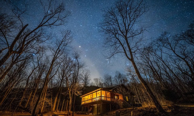 Etlan Cabin | Dog-Friendly Modern Cabin on Old Rag with Scenic Views