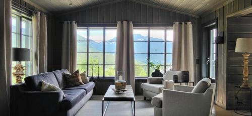 Sykkylven House | Modern Cabin With Ski In-Out In Great Area