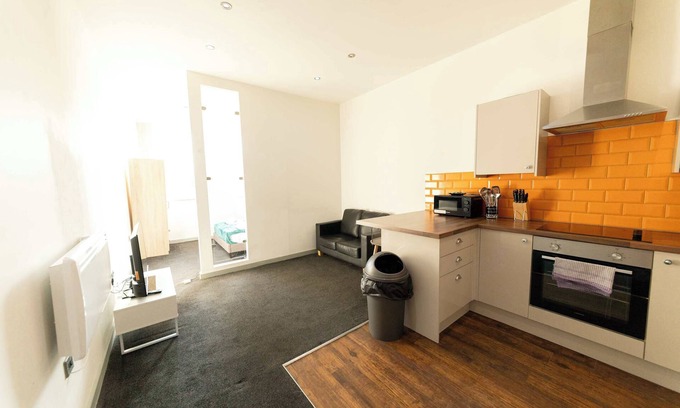 Blackburn Apartment | Modern Central Blackburn 1 Bed Apartment