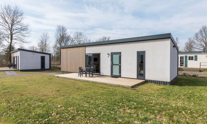 Borger Ski Chalet | Modern Chalet with Kitchen Near Hunebedcentrum Awaits