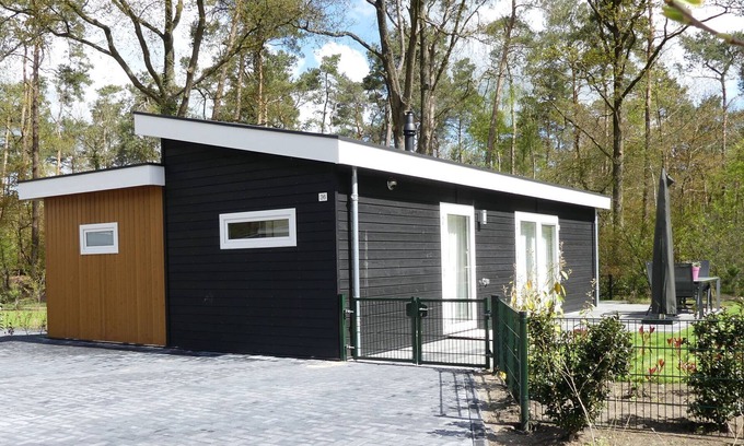 Oldebroek Ski Chalet | Modern chalet for the disabled, at the forest
