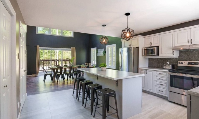 Huberdeau Ski Chalet | Indulgent Modern Chalet with Spa, Pool & Hot Tub Retreat