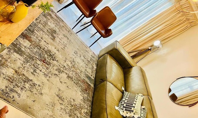 Pinelands Apartment | Modern Retreat in Pinelands with Pool Access & Family Fun