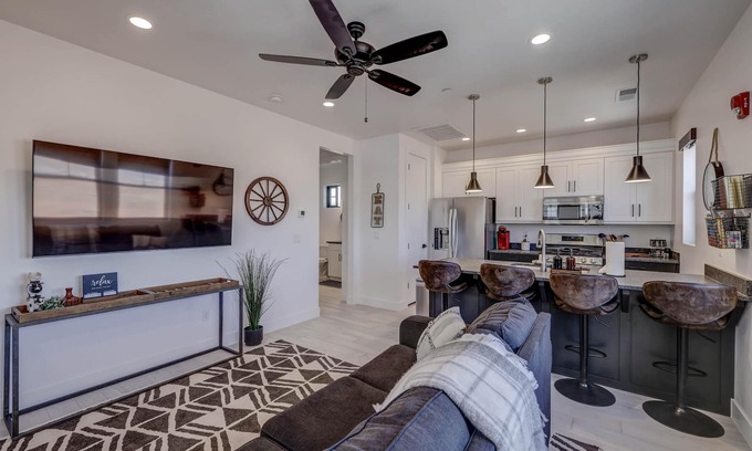 St. George Cottage | Modern Mini Ranch Casita: Perfect Retreat for Two!